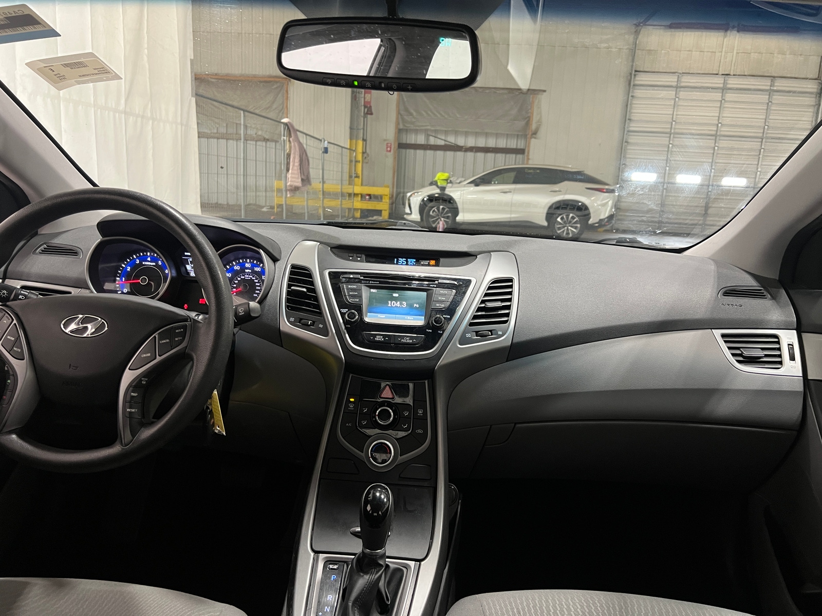 Thumbnail: 2015 Hyundai Elantra - 3