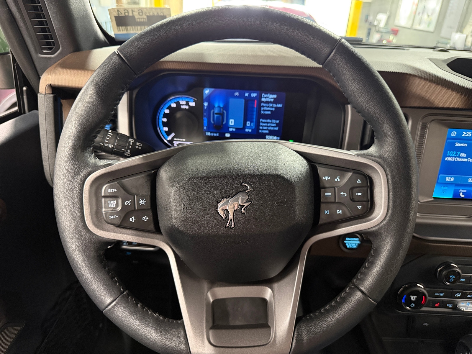 Thumbnail: 2023 Ford Bronco - 4