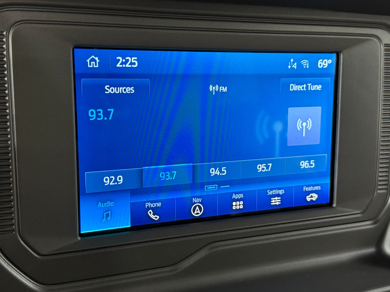 Thumbnail: 2023 Ford Bronco - 3