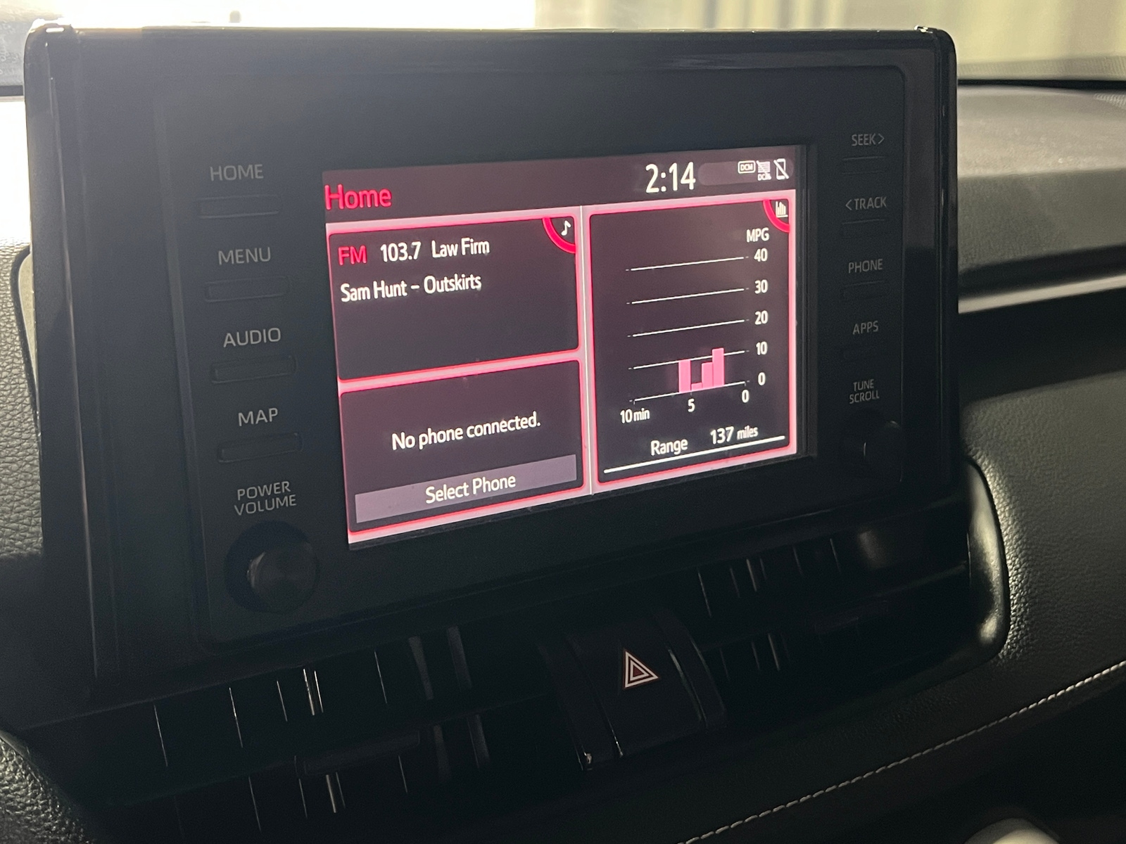 Thumbnail: 2019 Toyota RAV4 - 4