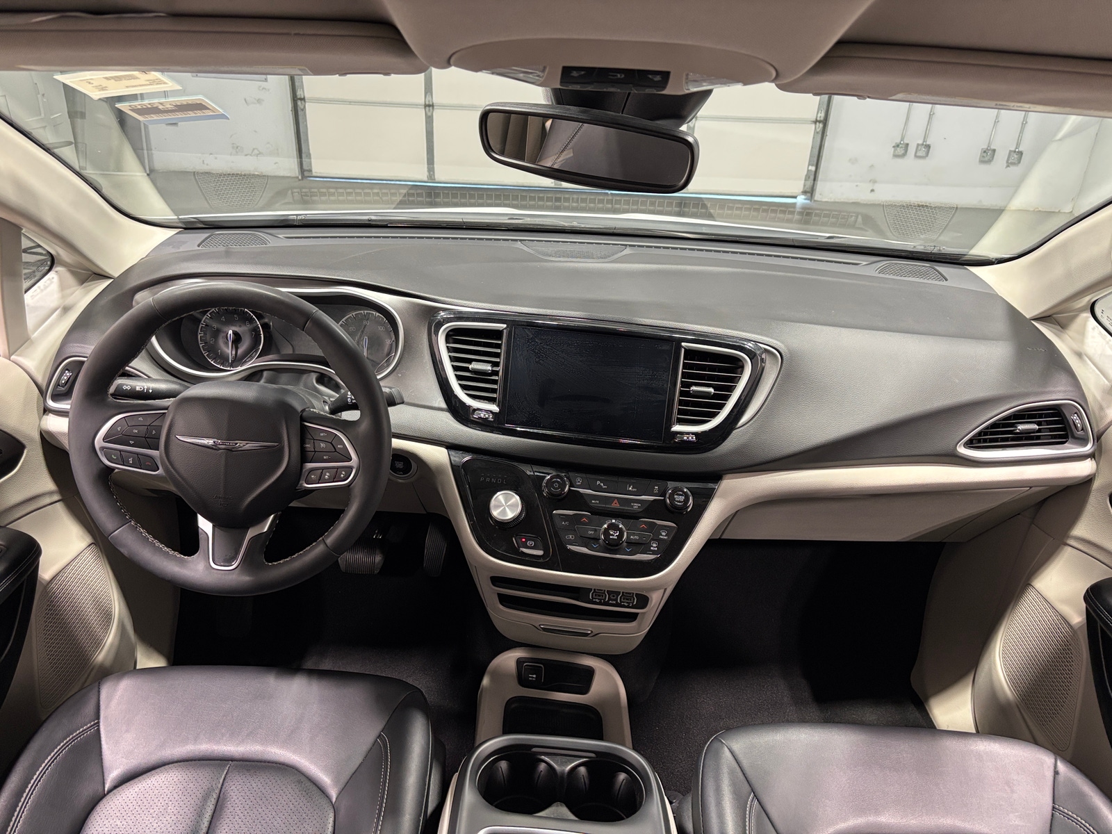 Thumbnail: 2024 Chrysler Pacifica - 2