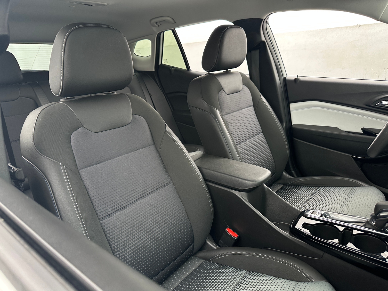 Thumbnail: 2025 Chevrolet Trax - 2