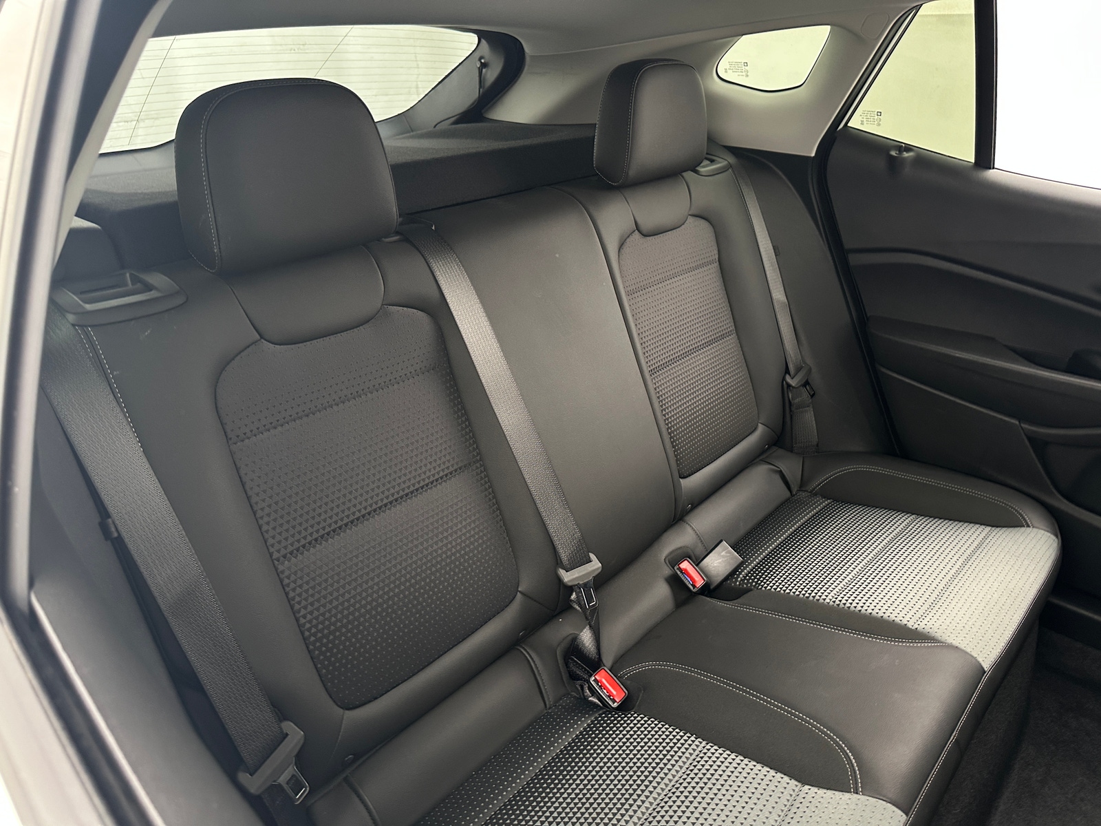 Thumbnail: 2025 Chevrolet Trax - 6