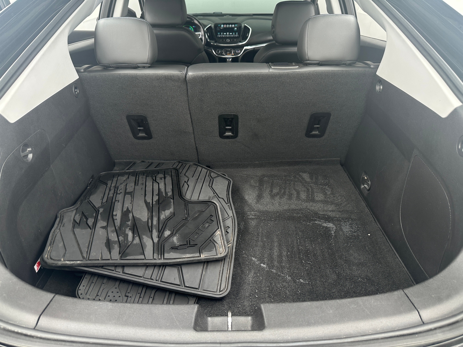 Thumbnail: 2018 Chevrolet Volt - 6