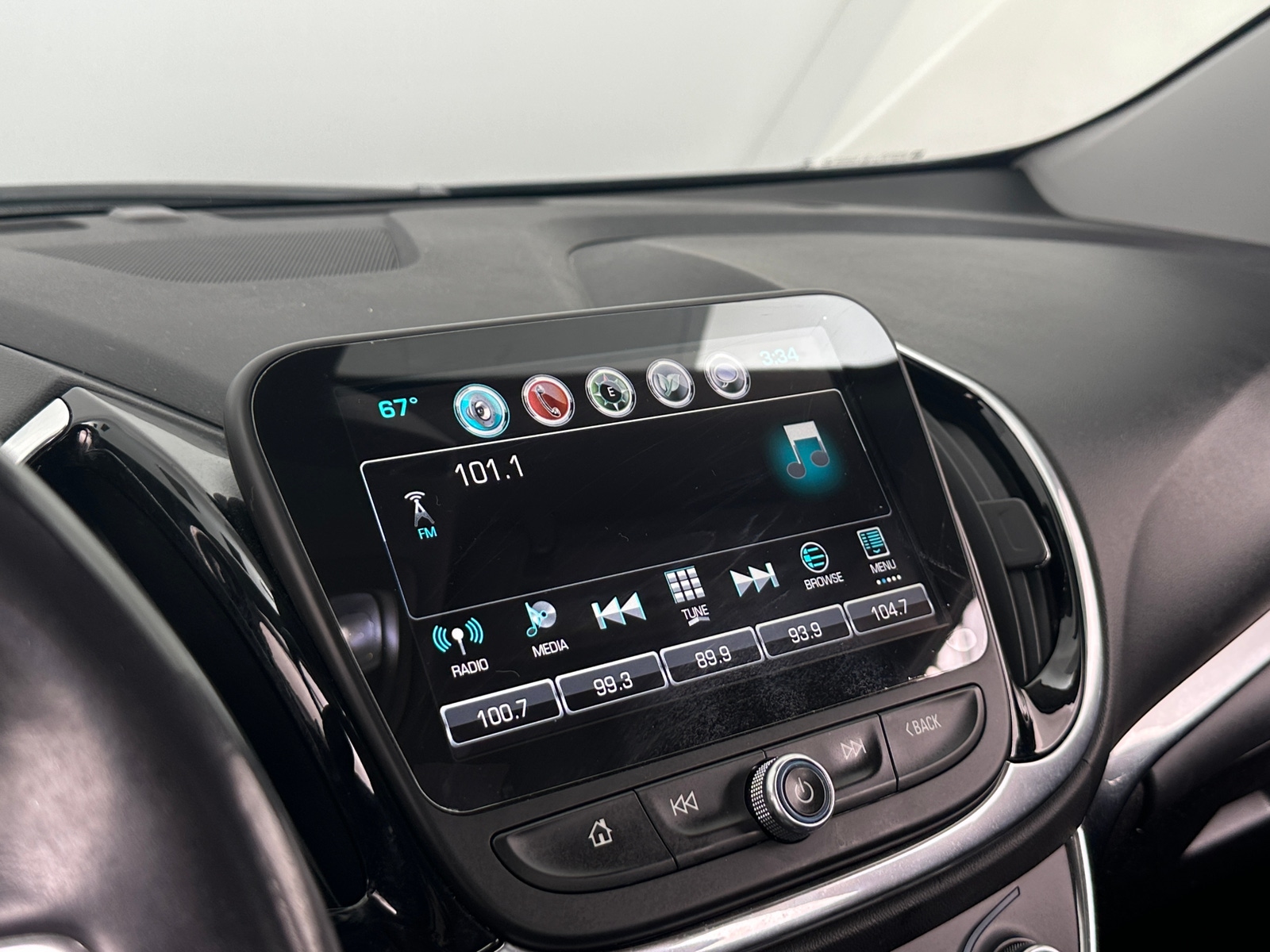 Thumbnail: 2018 Chevrolet Volt - 3