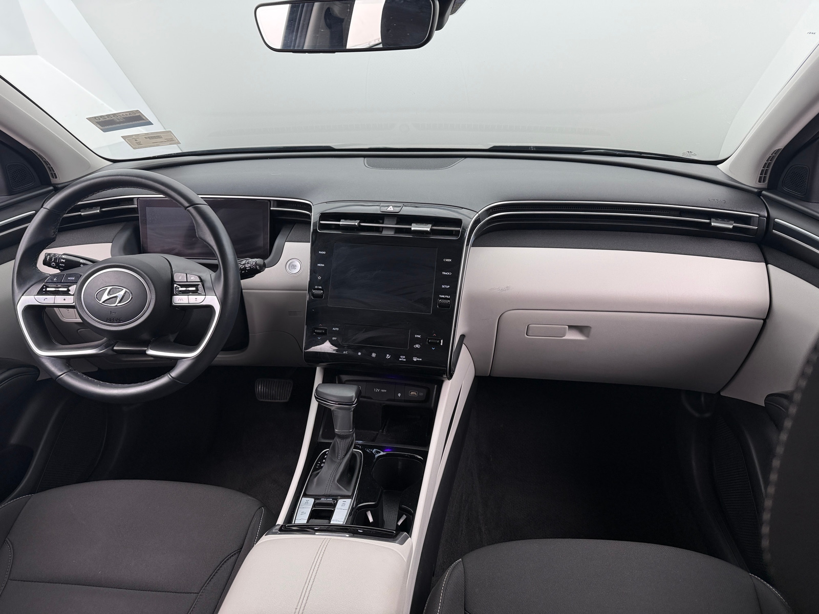 Thumbnail: 2022 Hyundai Tucson - 3