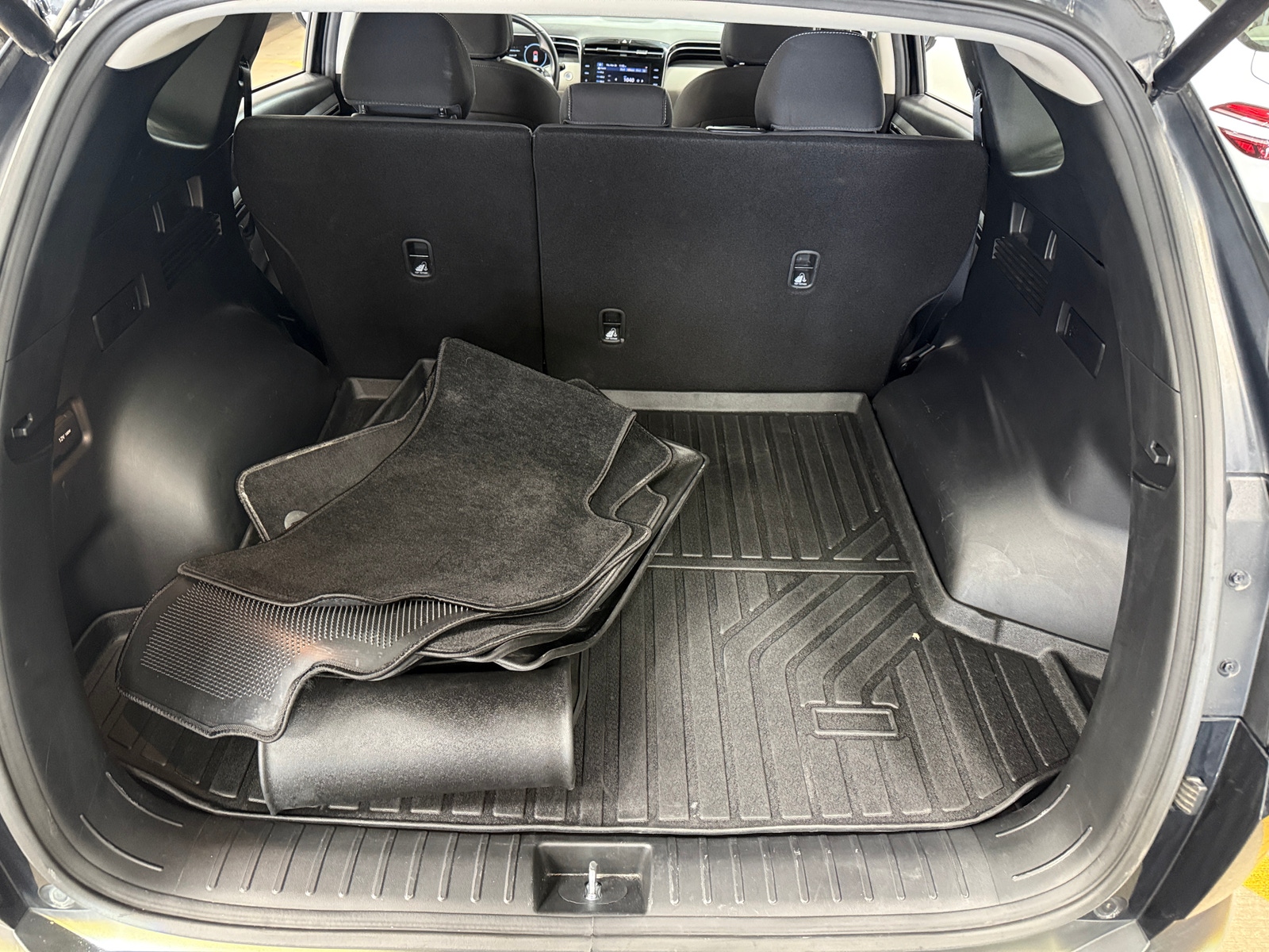 Thumbnail: 2022 Hyundai Tucson - 7