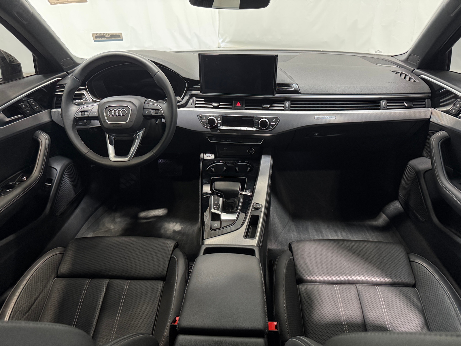 Thumbnail: 2023 Audi A4 - 2