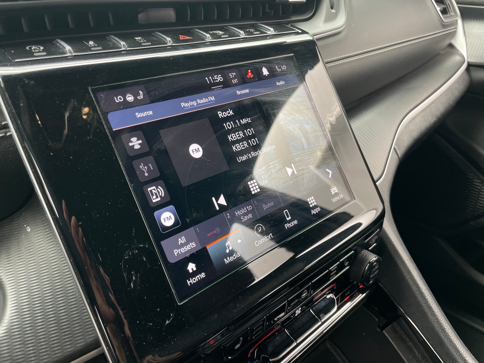 Thumbnail: 2023 Jeep Grand Cherokee L - 3