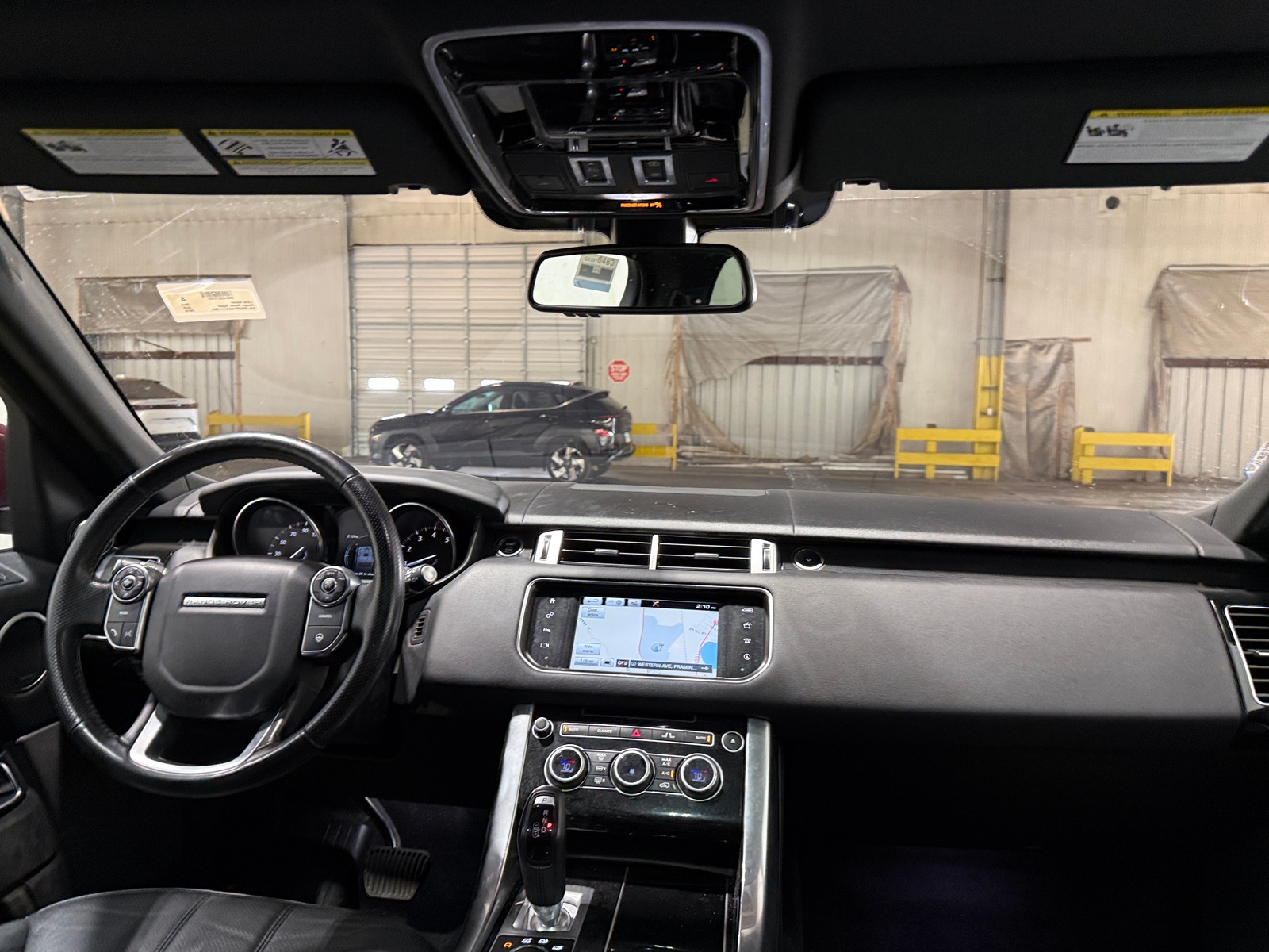 Thumbnail: 2016 Land Rover Range Rover Sport - 2