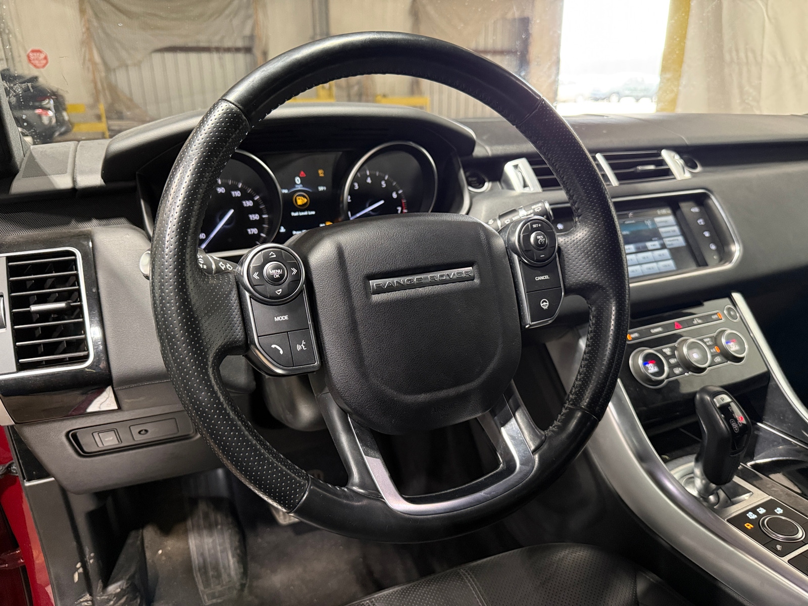 Thumbnail: 2016 Land Rover Range Rover Sport - 4