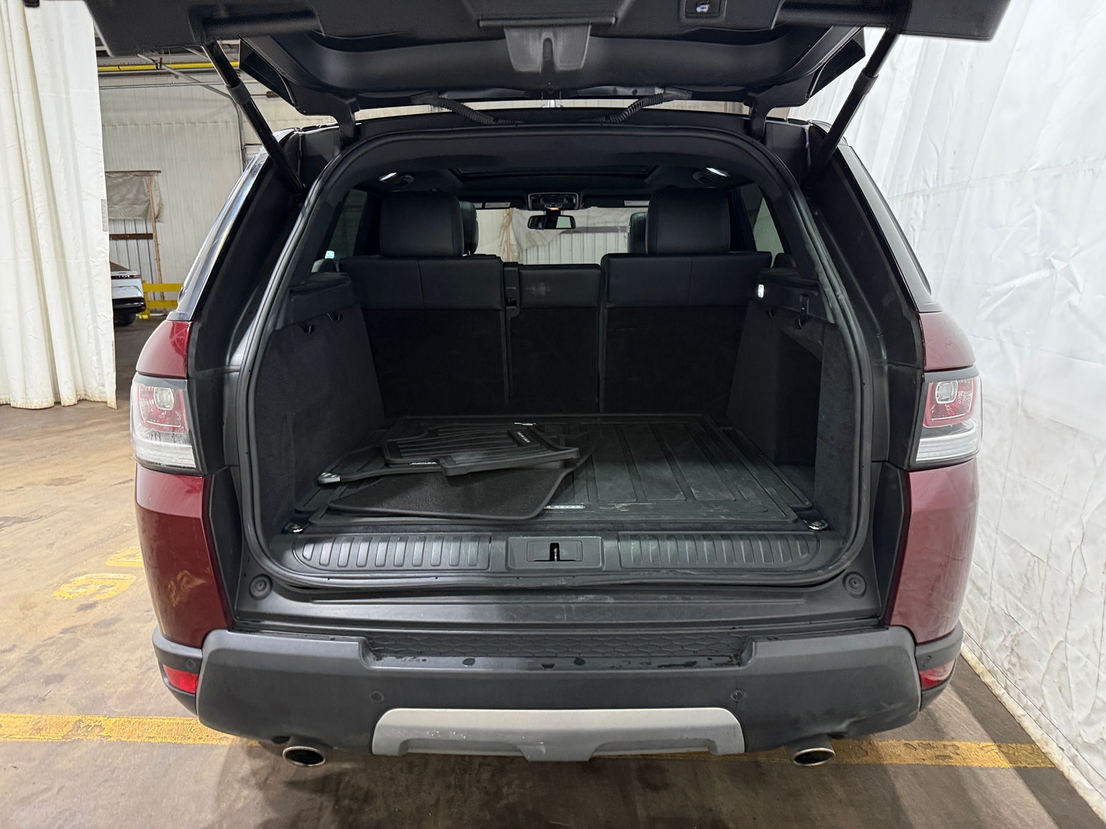 Thumbnail: 2016 Land Rover Range Rover Sport - 6