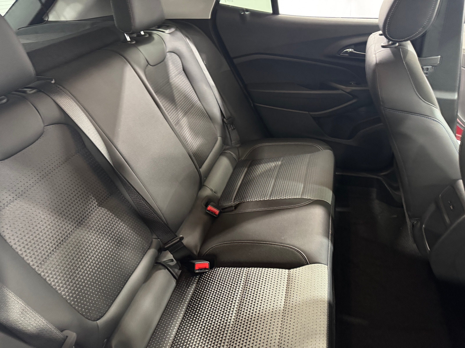 Thumbnail: 2025 Chevrolet Trax - 6