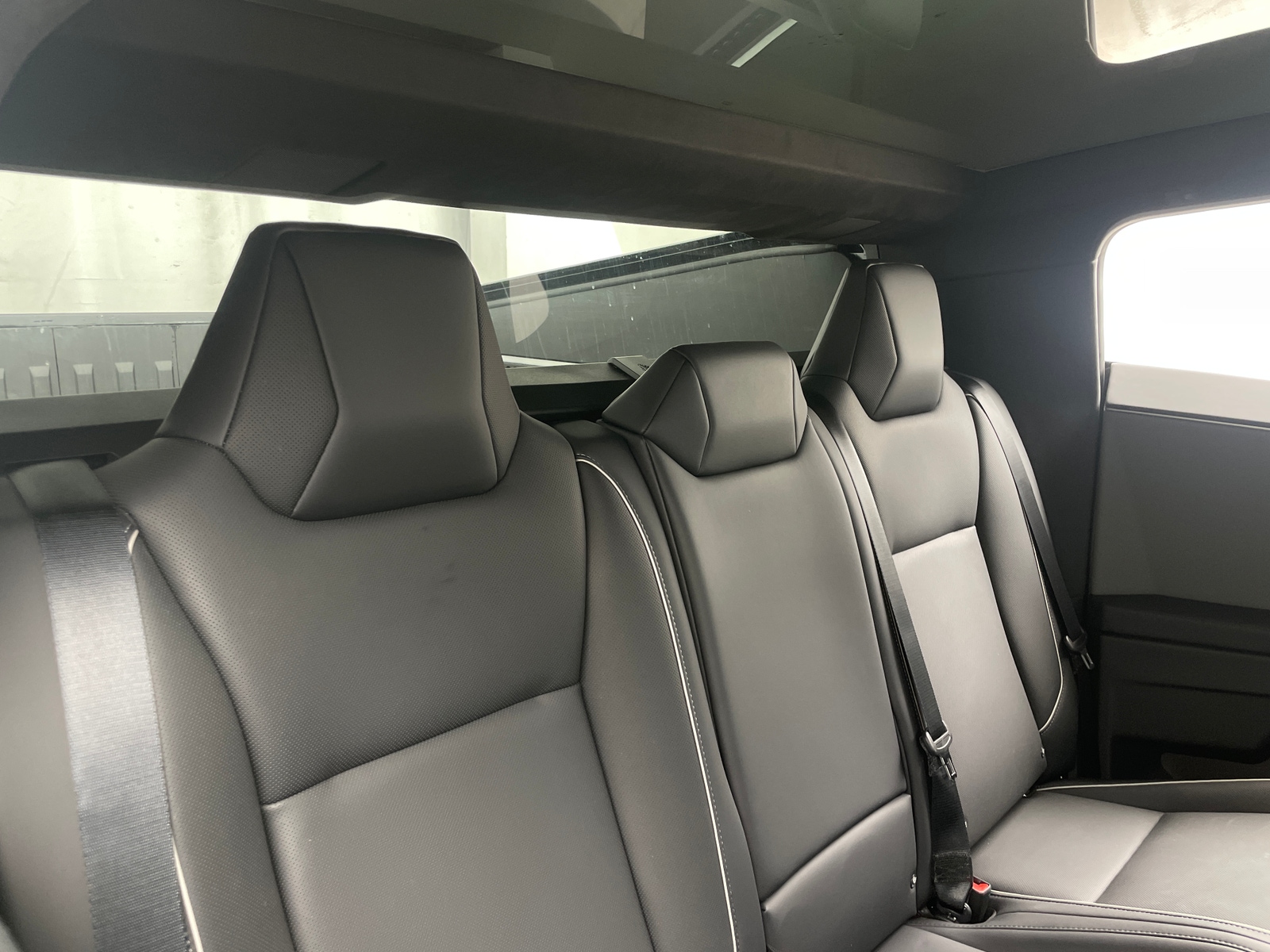 Thumbnail: 2025 Tesla Cybertruck - 5