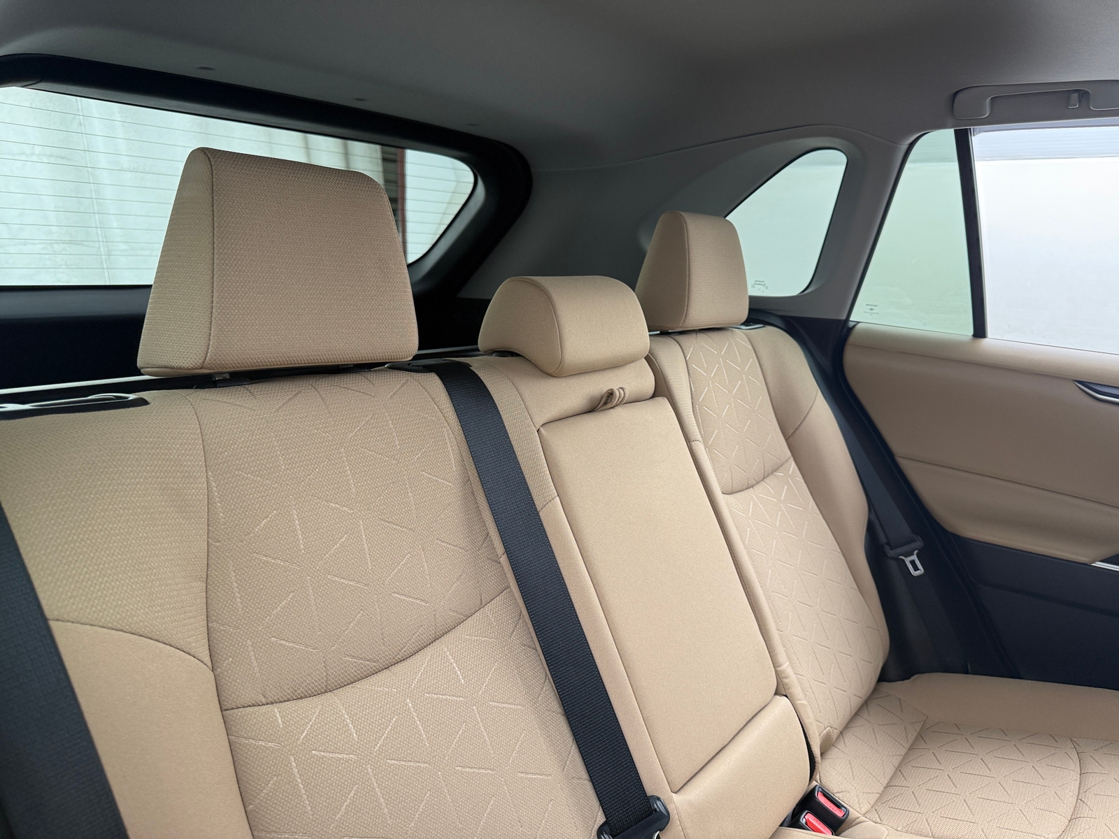 Thumbnail: 2022 Toyota RAV4 - 6