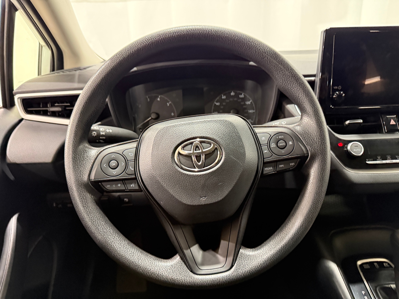 Thumbnail: 2025 Toyota Corolla - 5