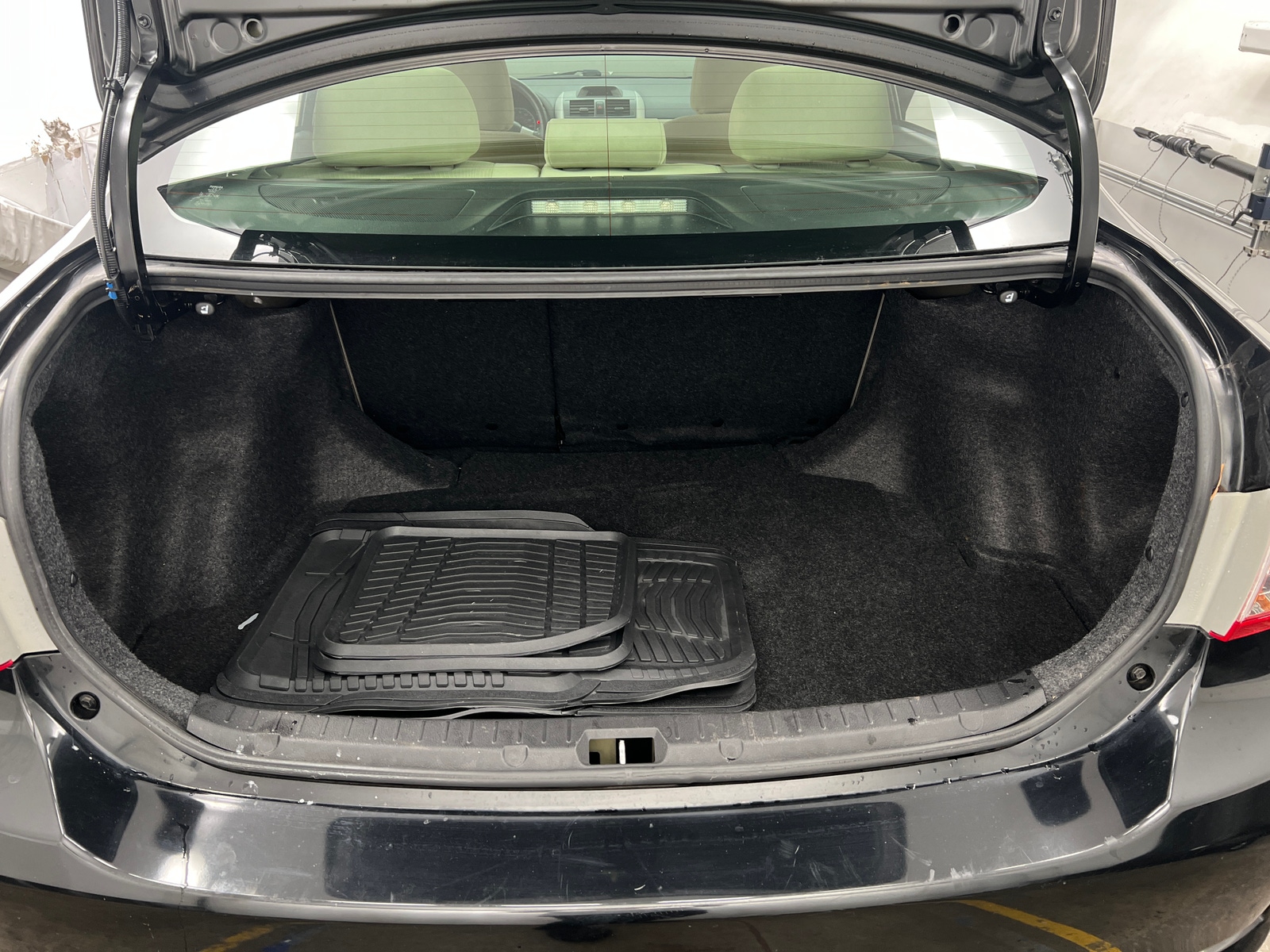 Thumbnail: 2012 Toyota Corolla - 7