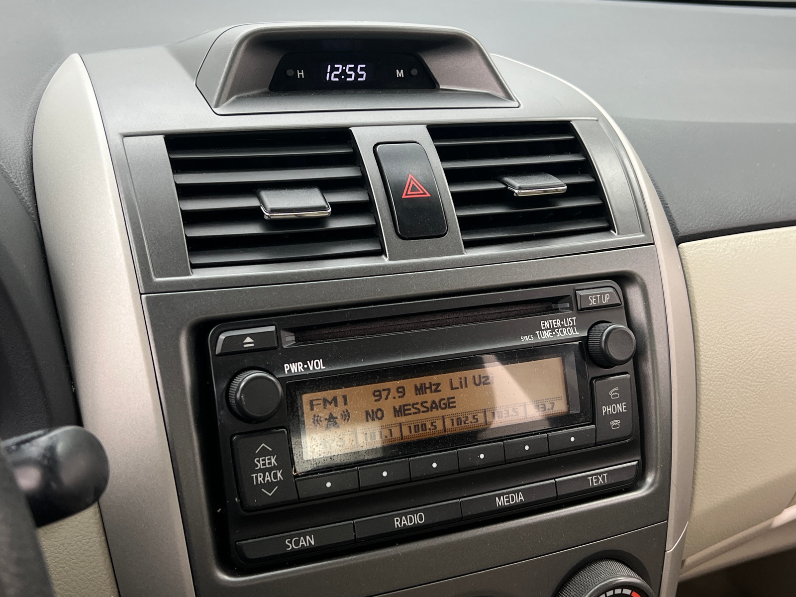 Thumbnail: 2012 Toyota Corolla - 4