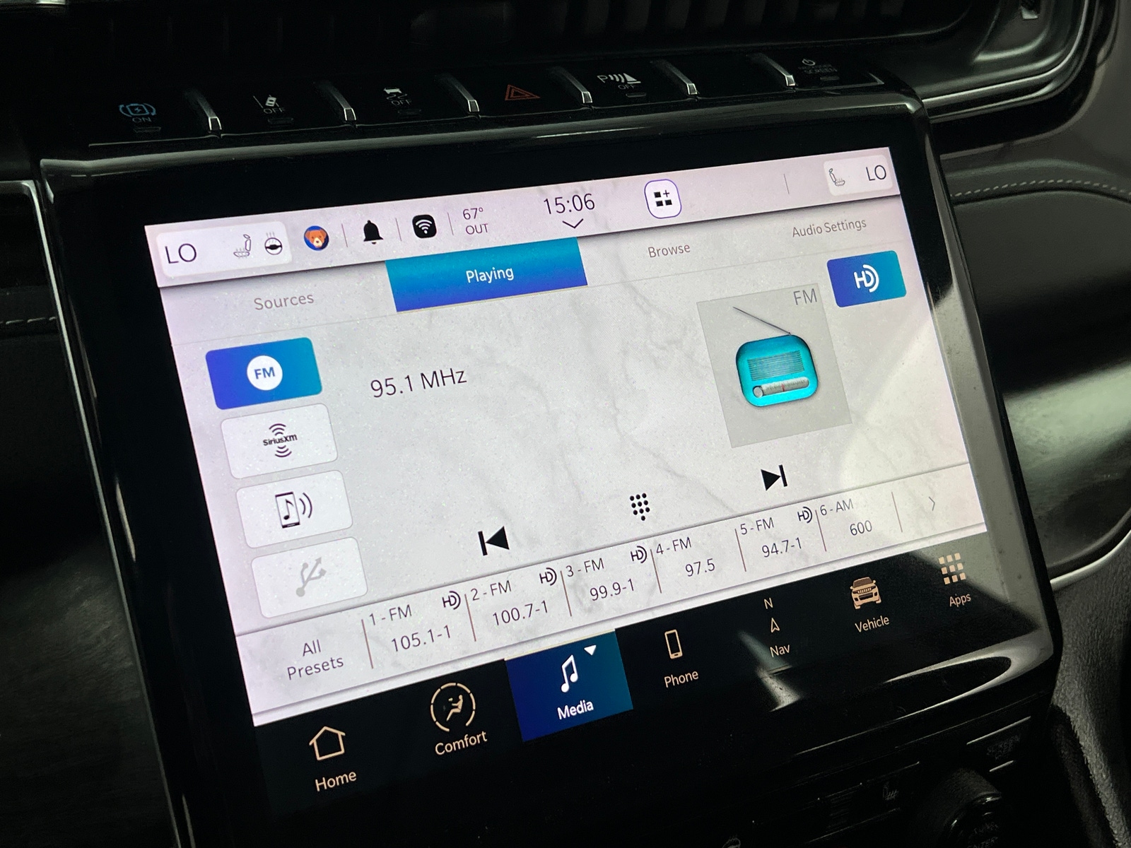 Thumbnail: 2023 Jeep Grand Cherokee - 4