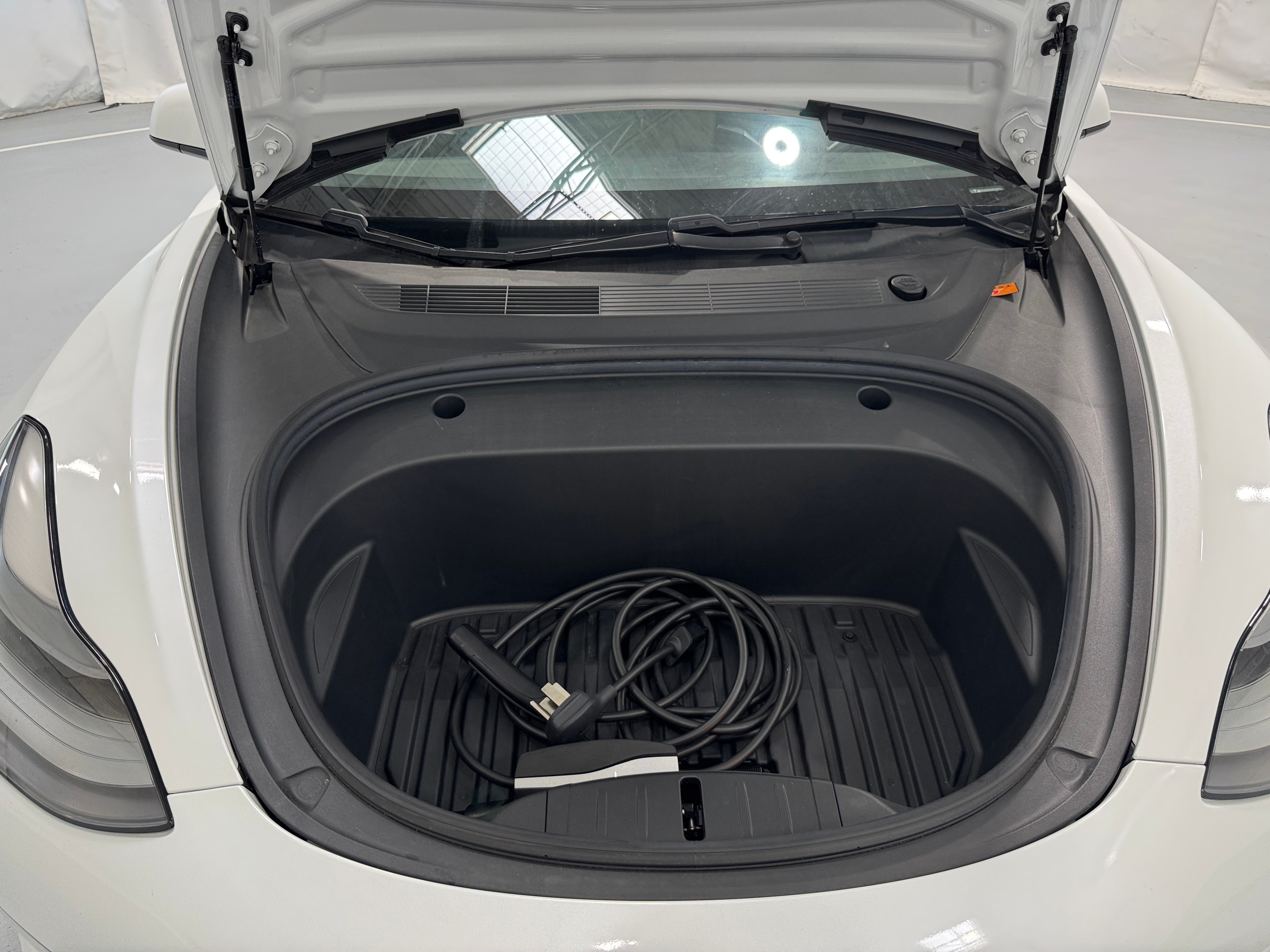 2021 Tesla Model 3 - Image 1