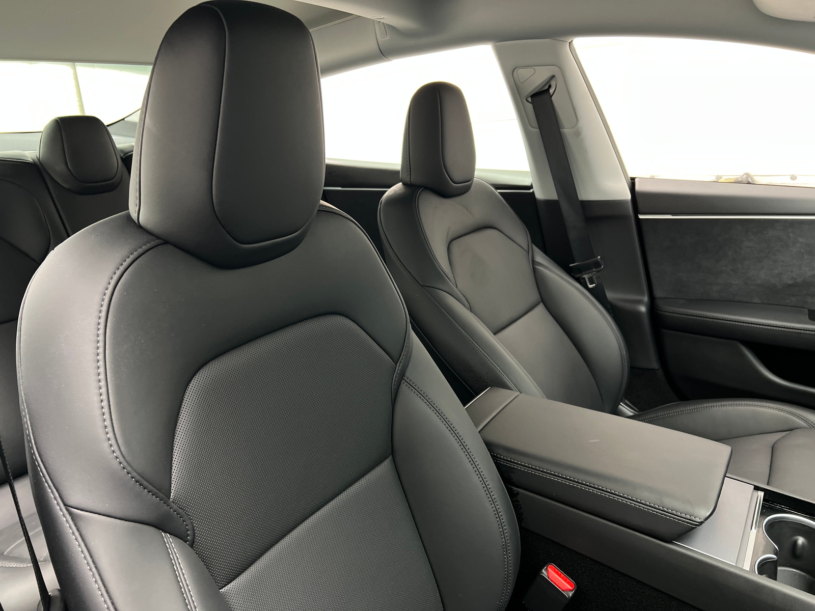 Thumbnail: 2025 Tesla Model 3 - 2