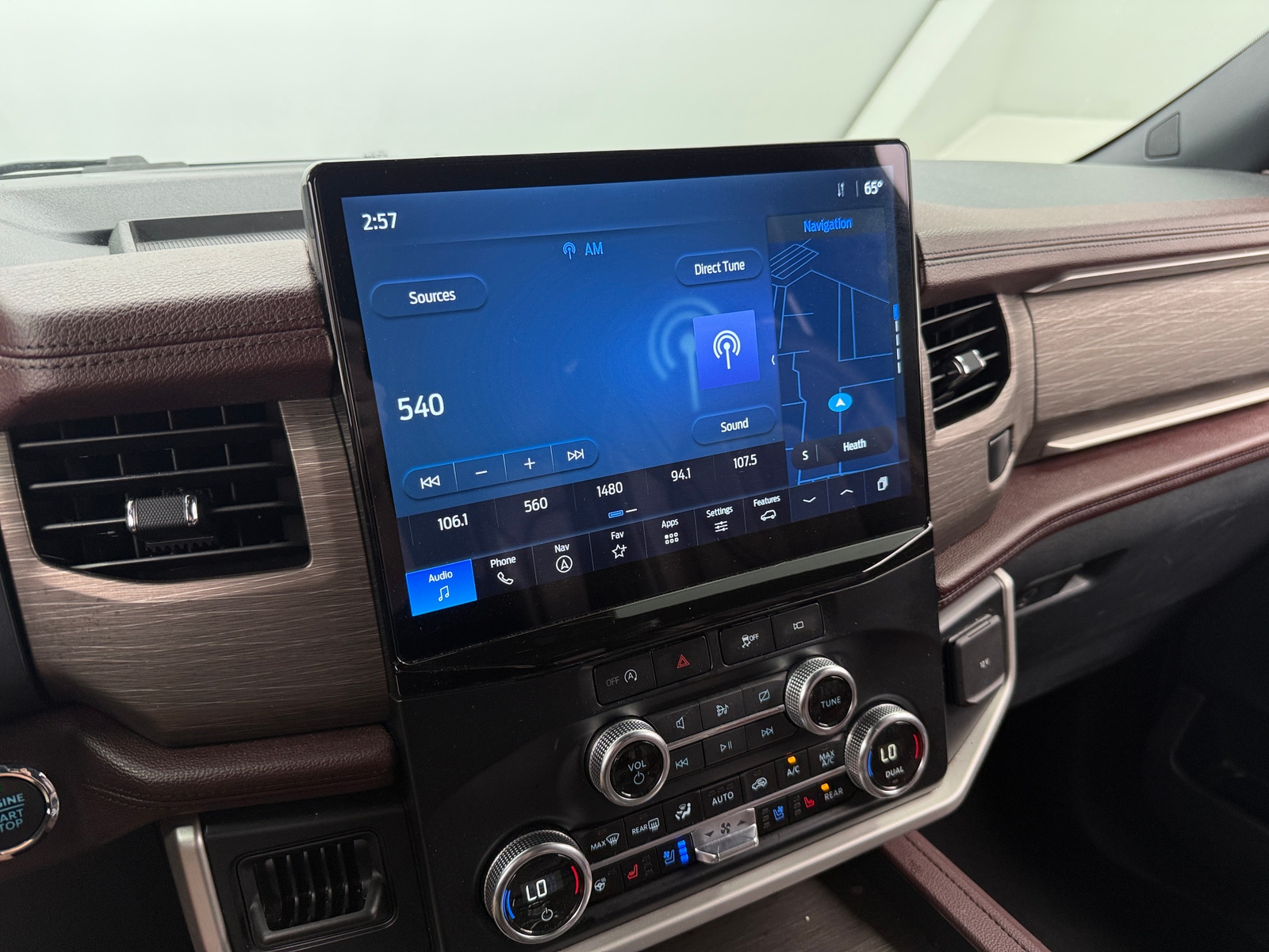 Thumbnail: 2024 Ford Expedition MAX - 3