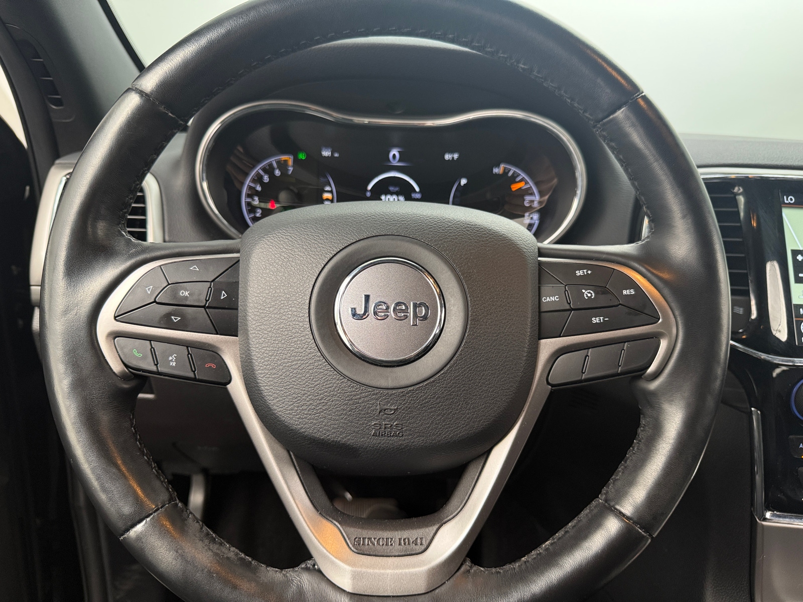 Thumbnail: 2020 Jeep Grand Cherokee - 5