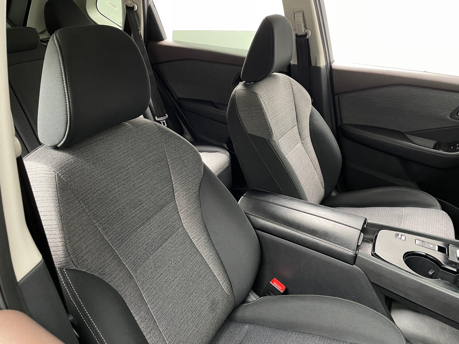 Thumbnail: 2023 Nissan Rogue - 2