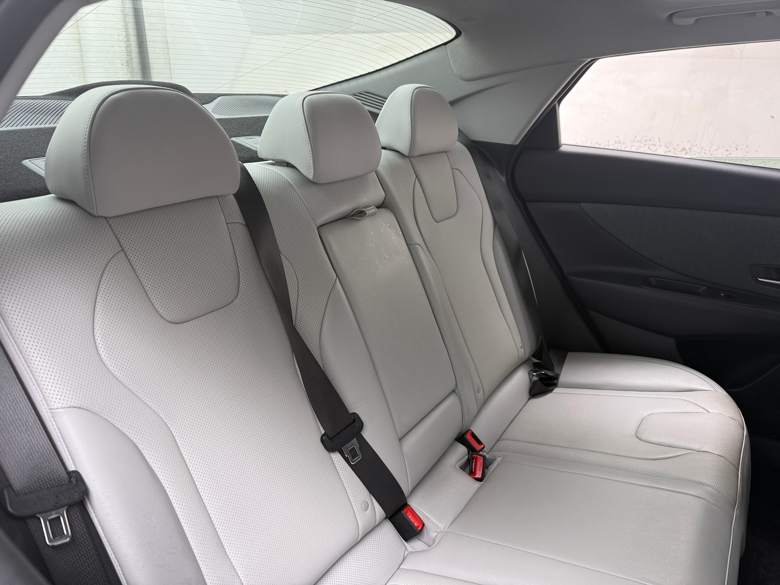 Thumbnail: 2022 Hyundai Elantra - 5