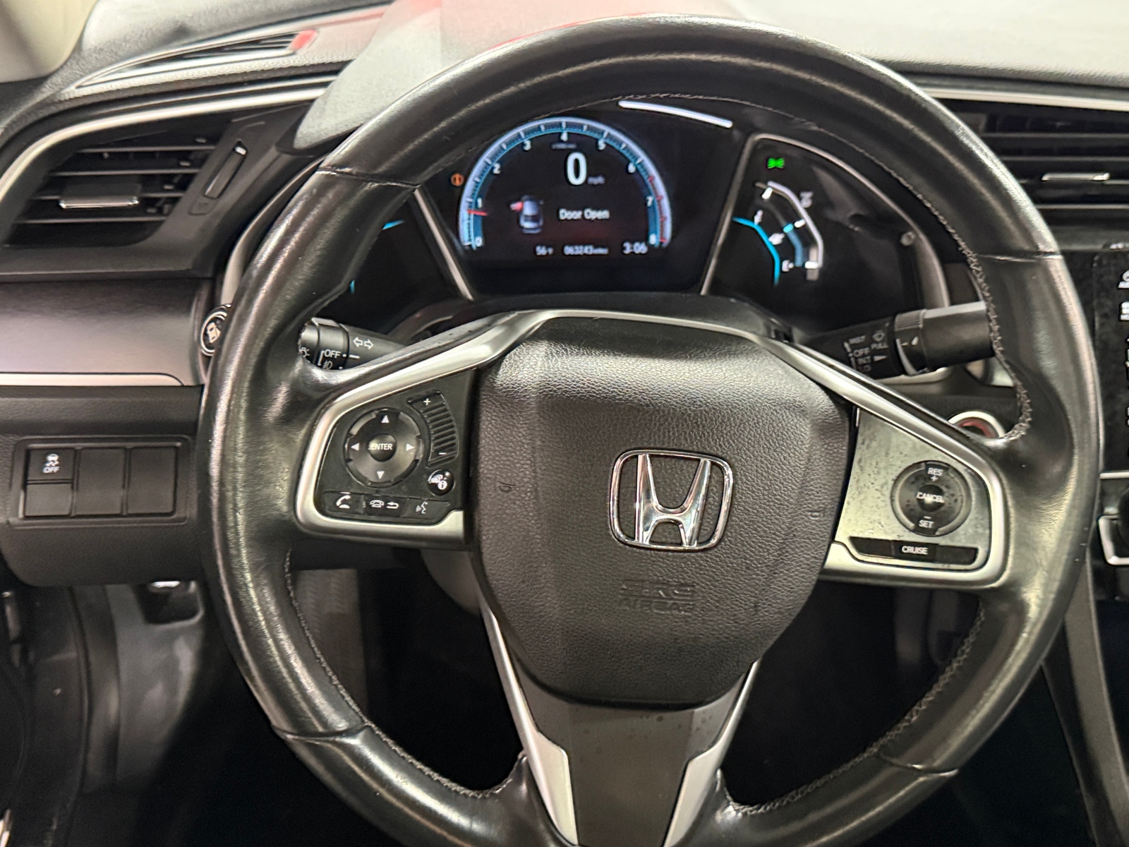 Thumbnail: 2018 Honda Civic - 4