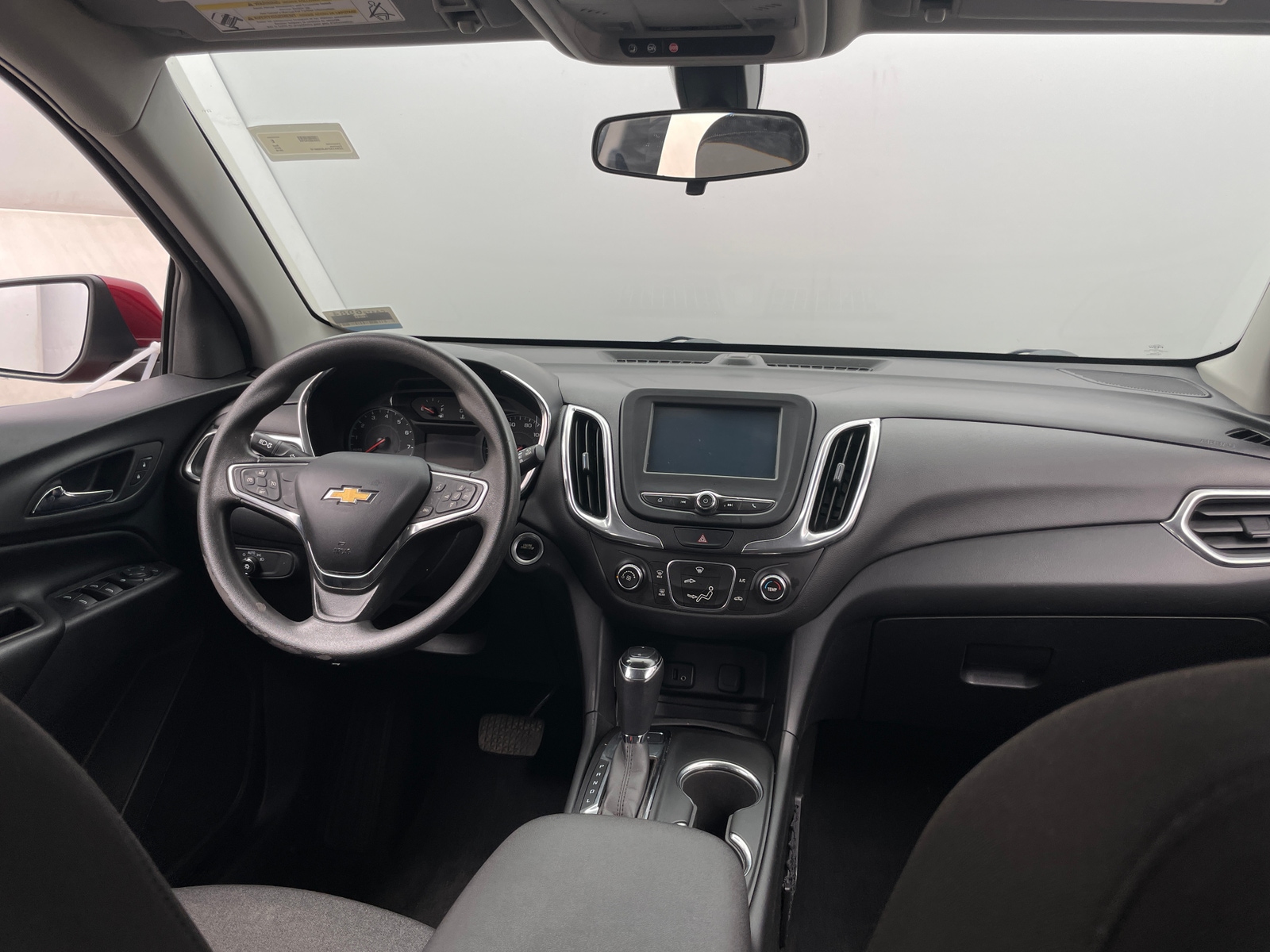 Thumbnail: 2018 Chevrolet Equinox - 3