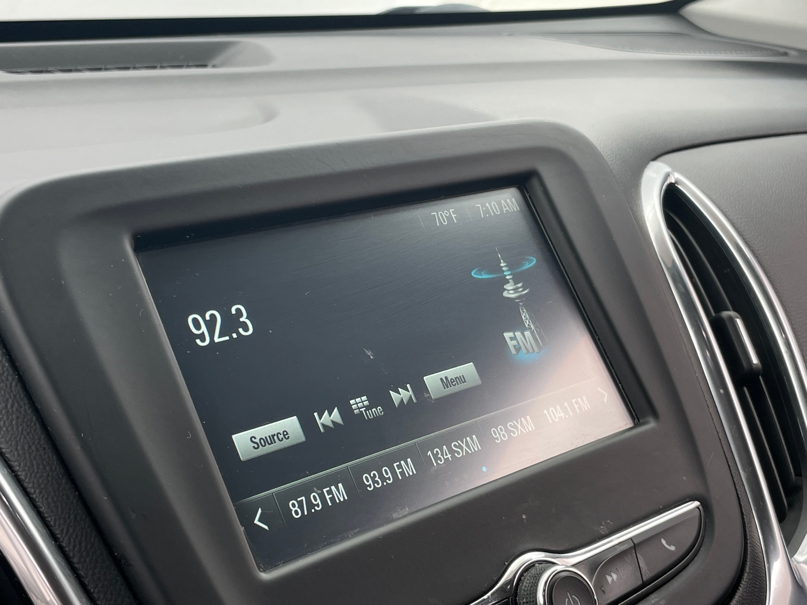 Thumbnail: 2018 Chevrolet Equinox - 4