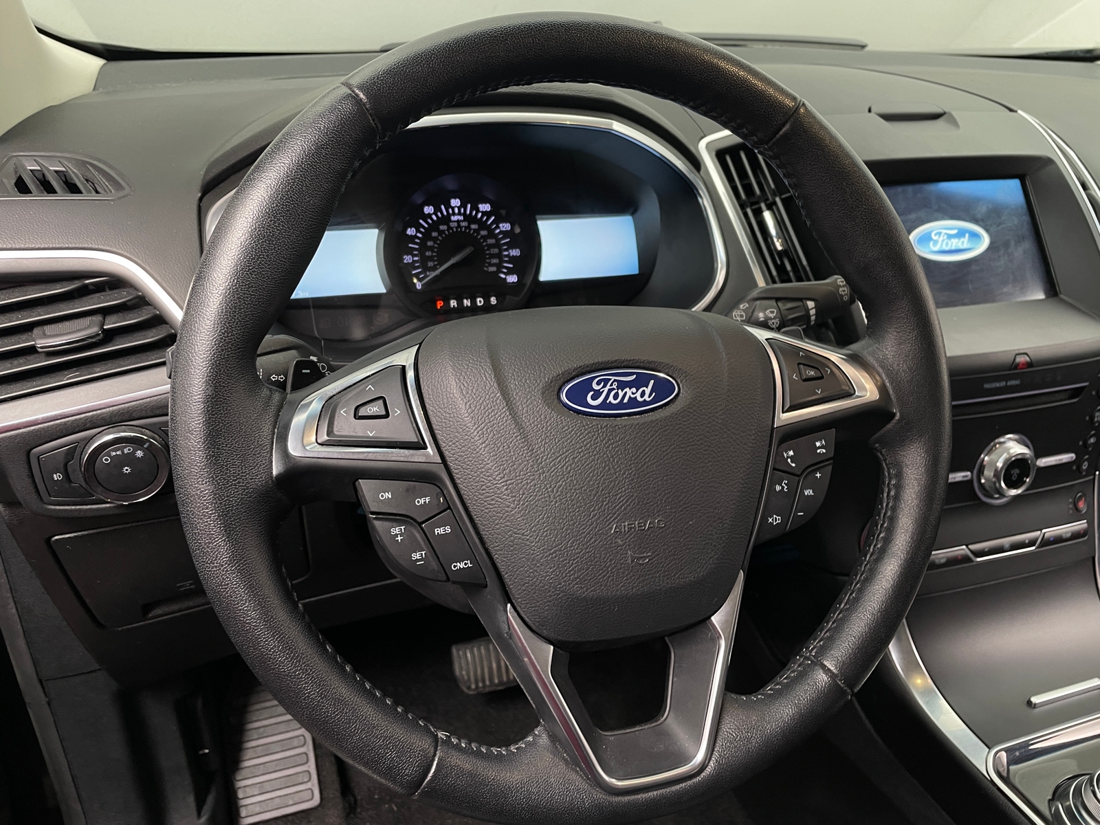 Thumbnail: 2019 Ford Edge - 4