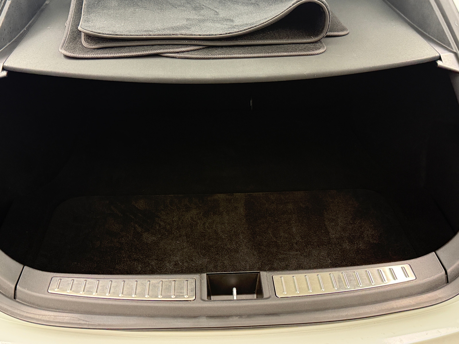 Thumbnail: 2018 Tesla Model S - 6