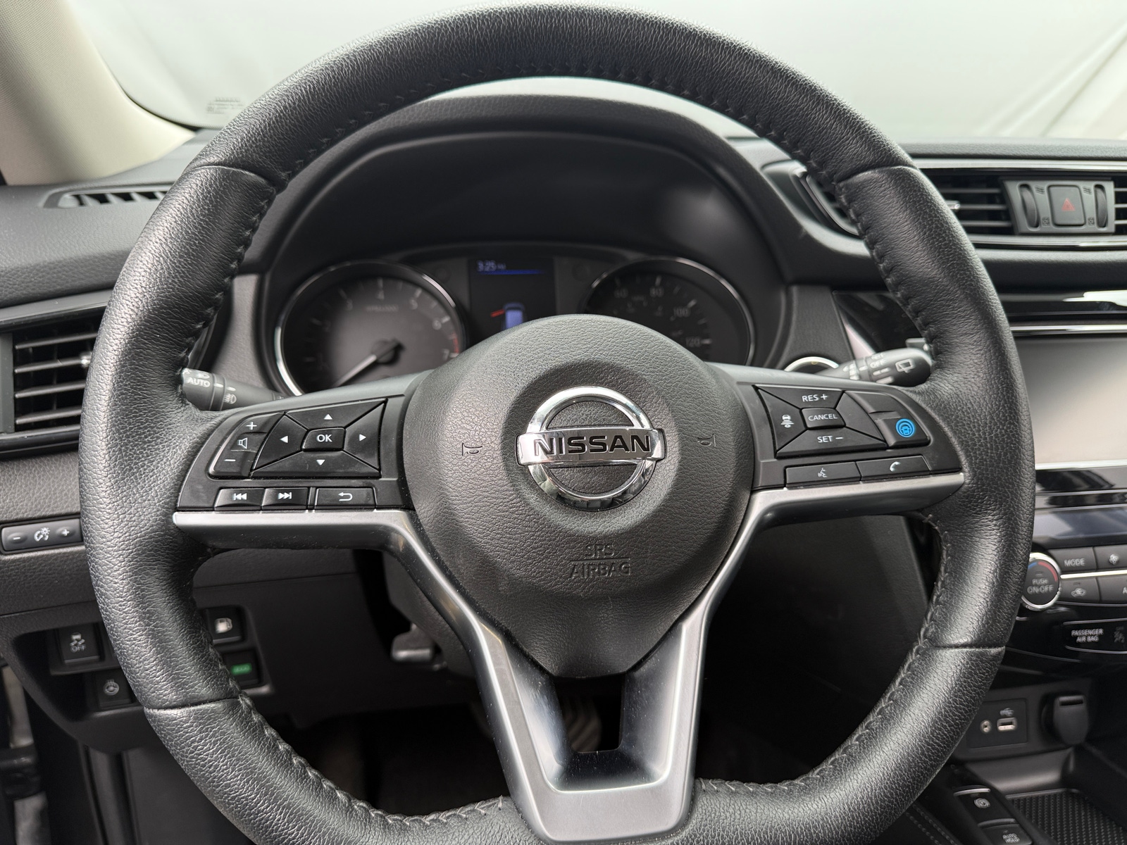 Thumbnail: 2020 Nissan Rogue - 4