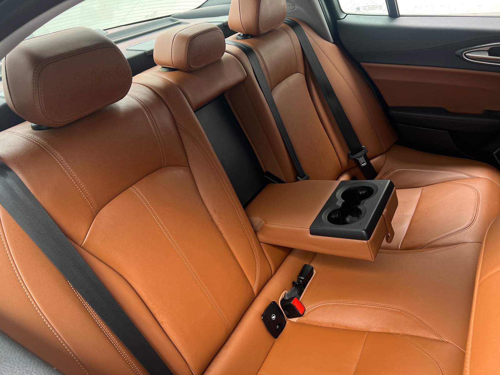 Thumbnail: 2019 Alfa Romeo Giulia - 5