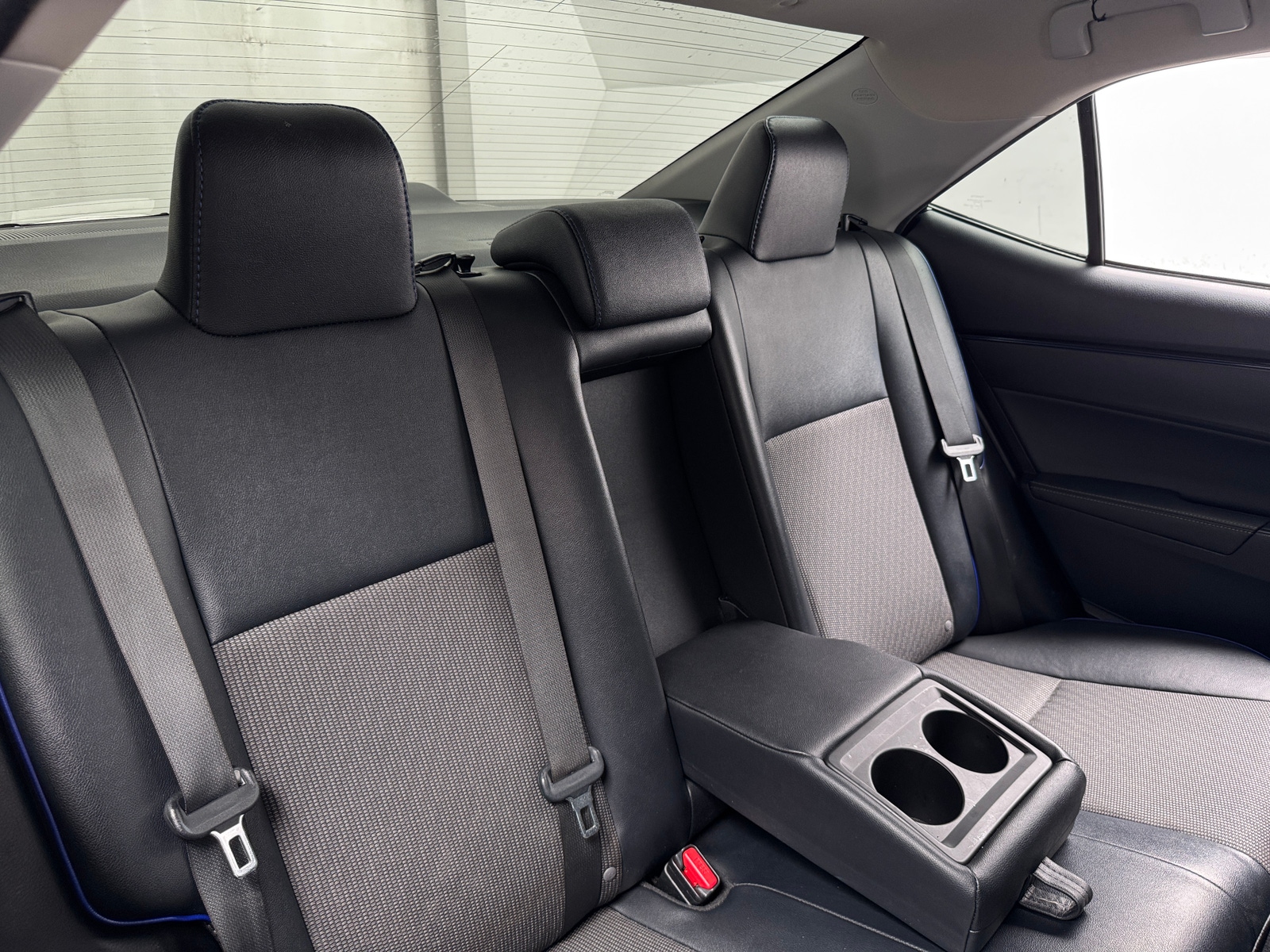 Thumbnail: 2017 Toyota Corolla - 5