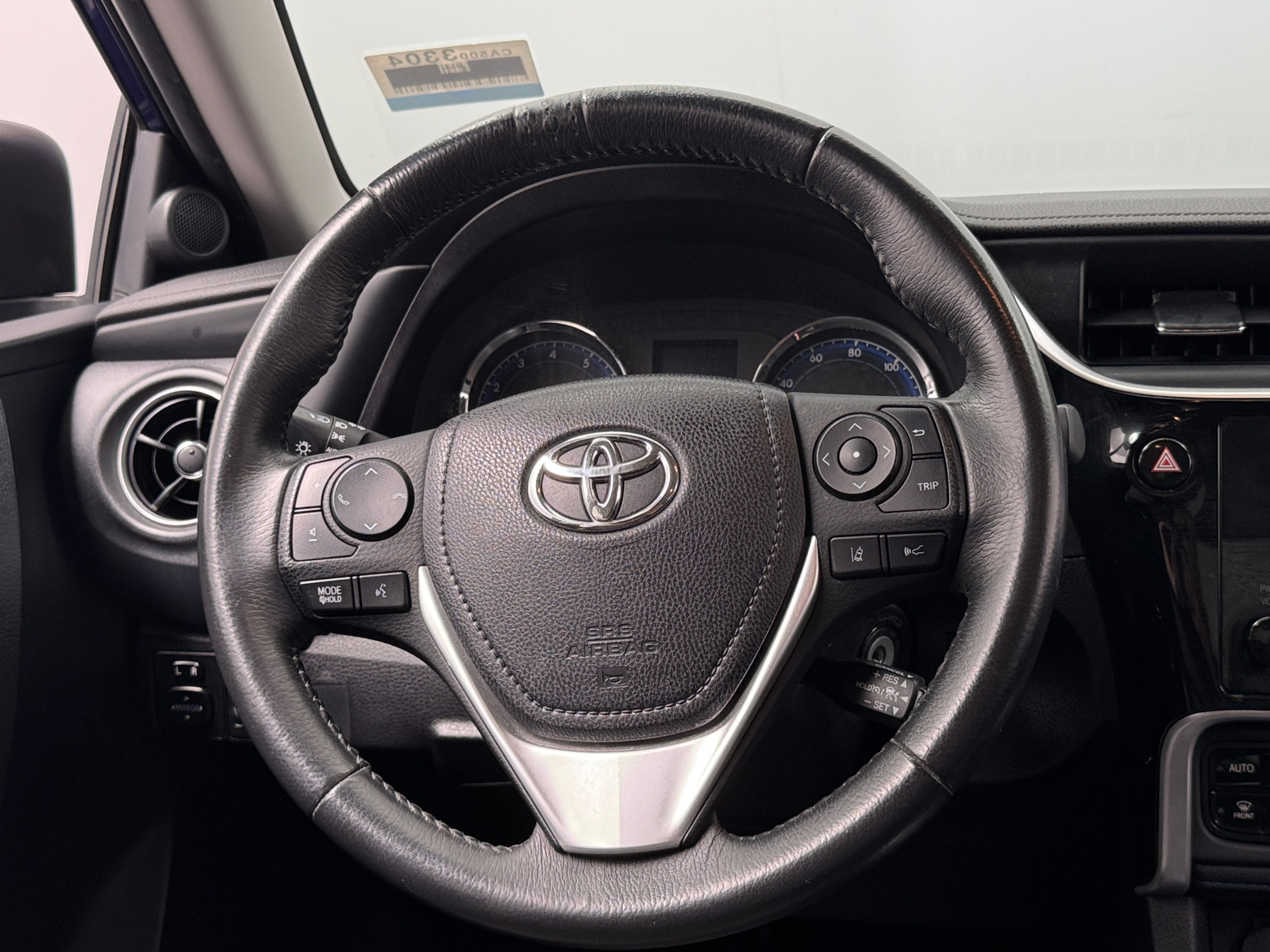 Thumbnail: 2017 Toyota Corolla - 4