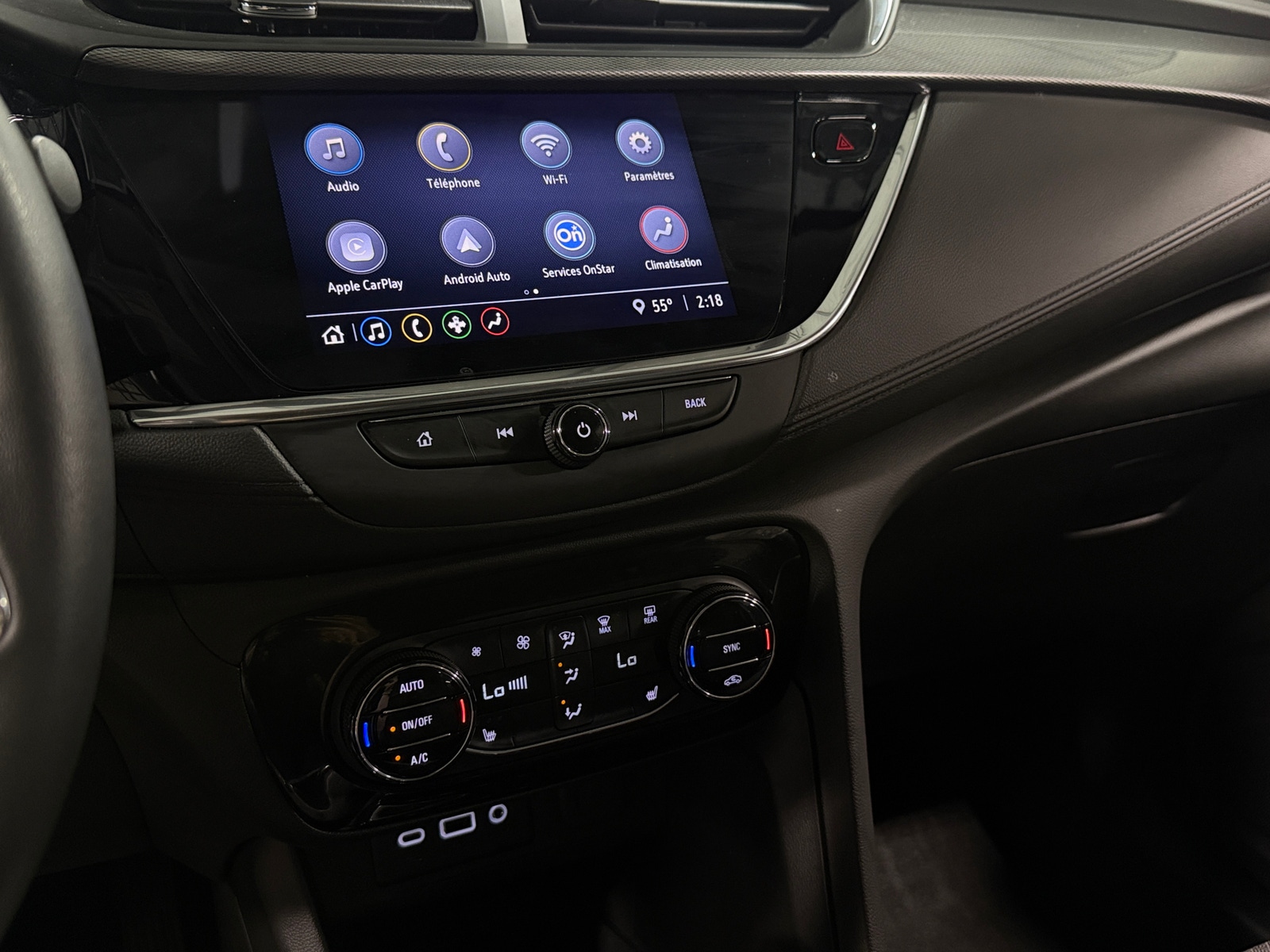 Thumbnail: 2022 Buick Encore GX - 3