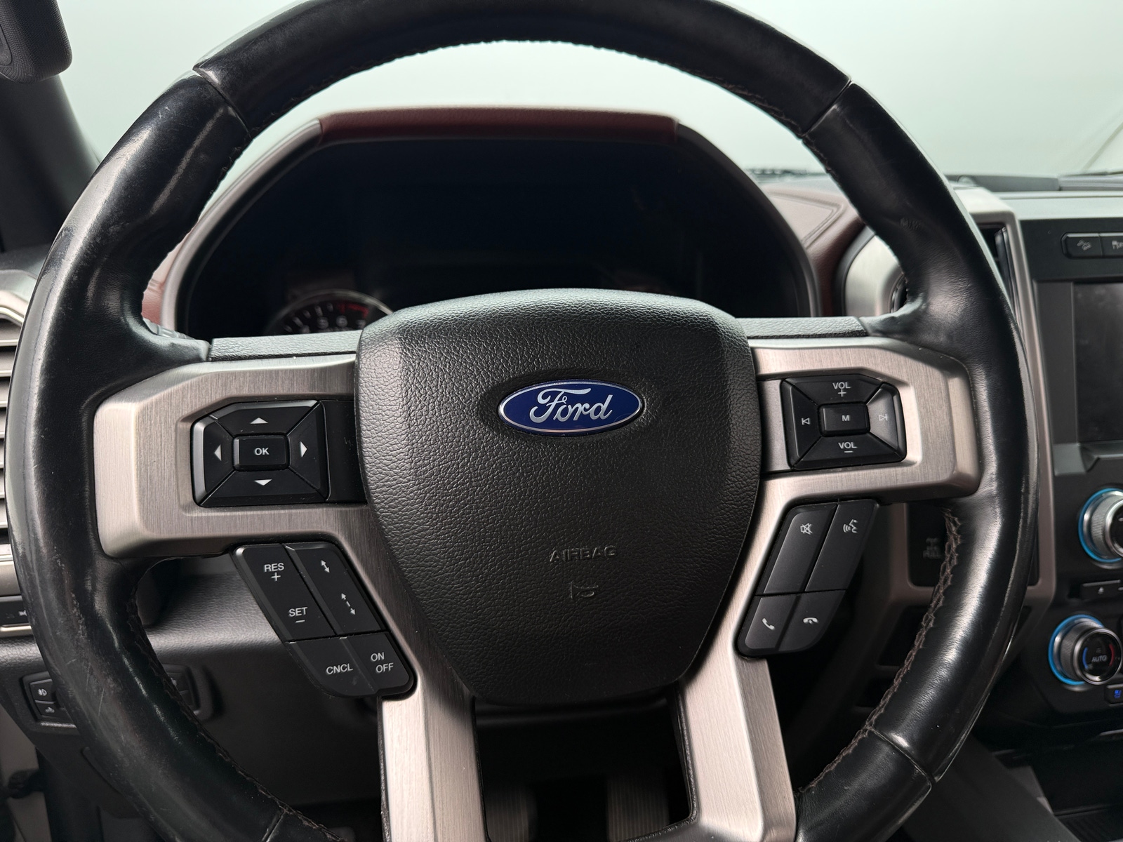 Thumbnail: 2018 Ford Econoline - 5