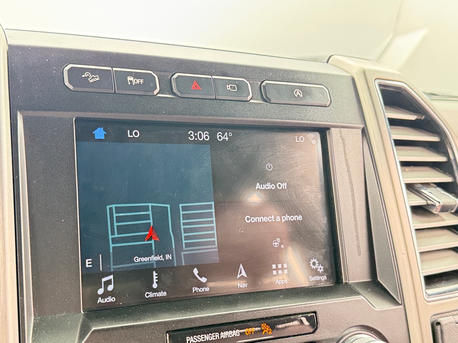 Thumbnail: 2018 Ford Econoline - 4