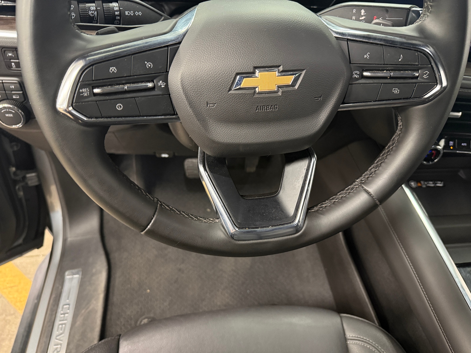 Thumbnail: 2025 Chevrolet Tahoe - 4