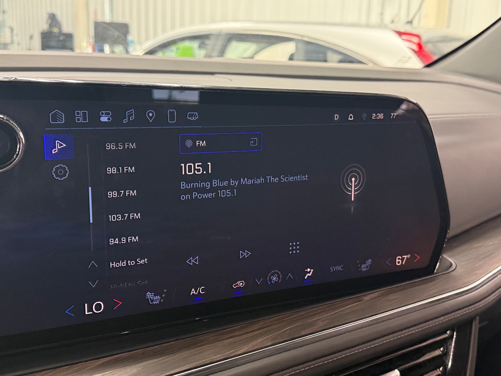 Thumbnail: 2025 Chevrolet Tahoe - 3