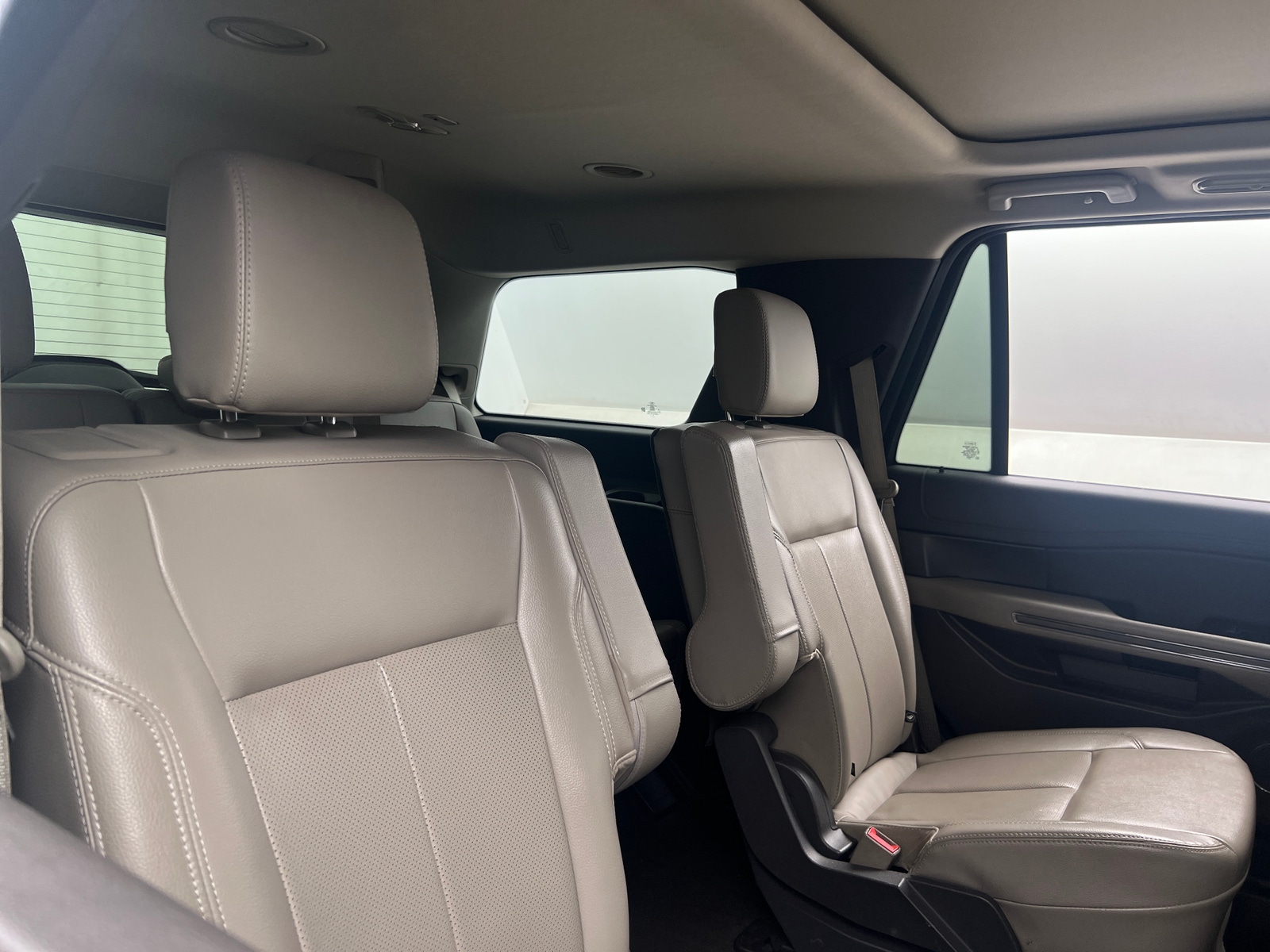 Thumbnail: 2021 Ford Expedition - 5