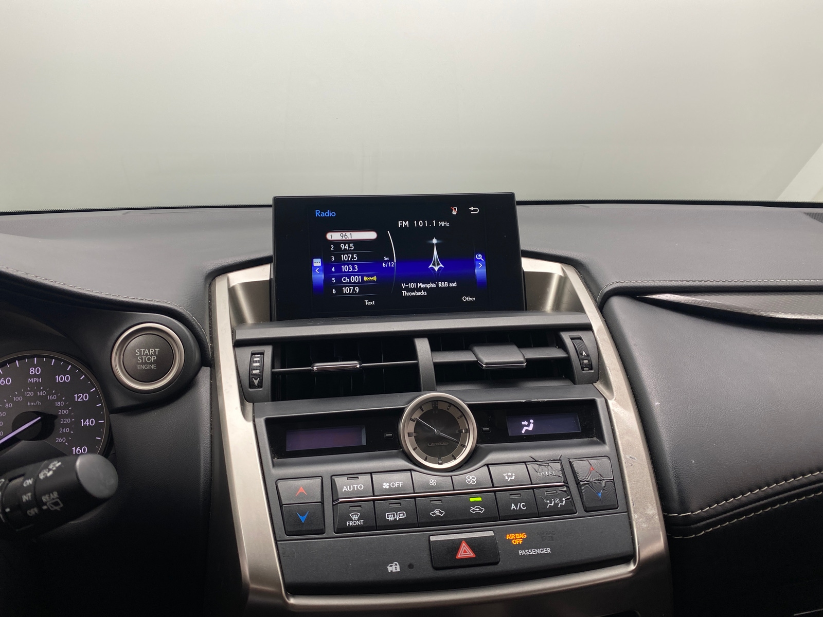 Thumbnail: 2016 Lexus NX - 3