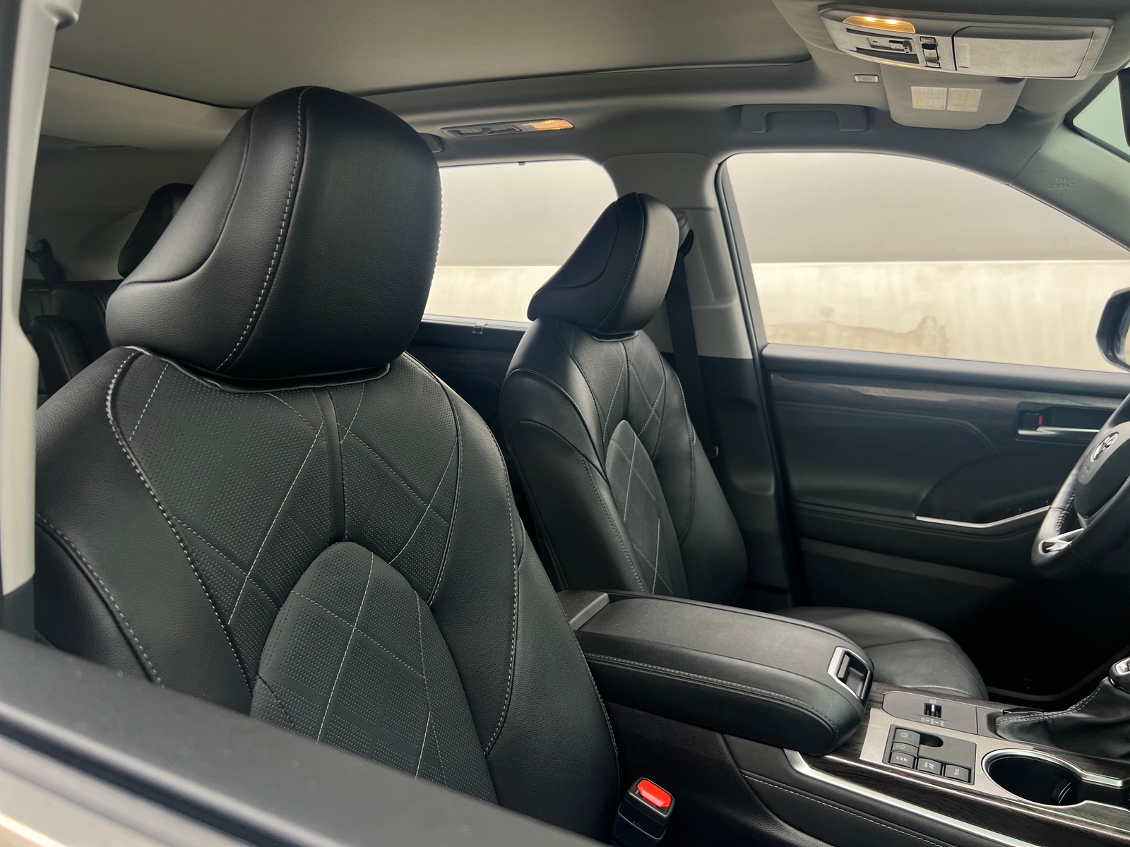 Thumbnail: 2025 Toyota Highlander - 2