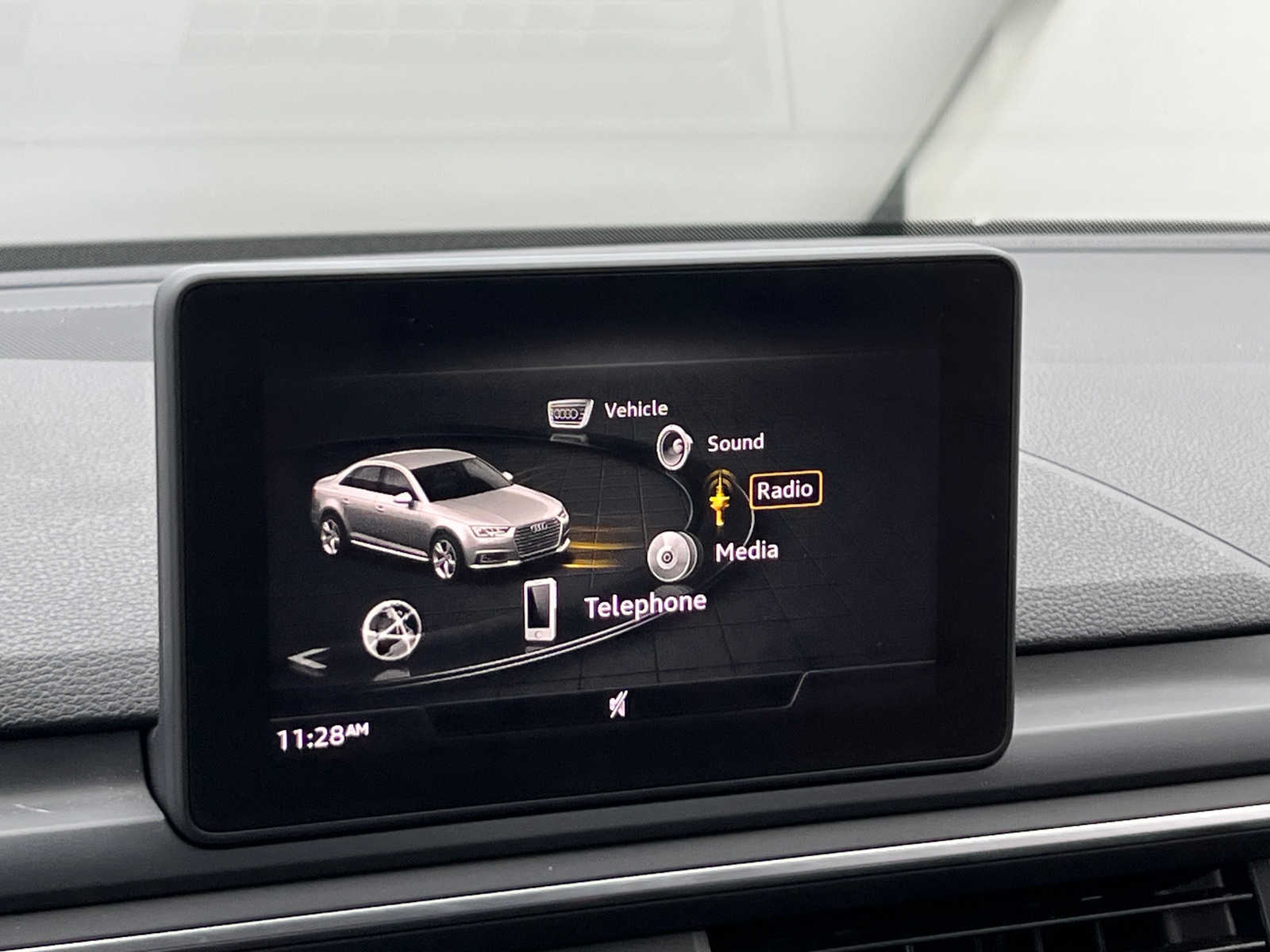 Thumbnail: 2019 Audi A4 - 3