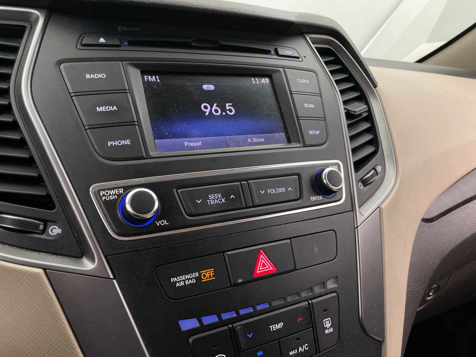 Thumbnail: 2018 Hyundai Santa Fe - 4