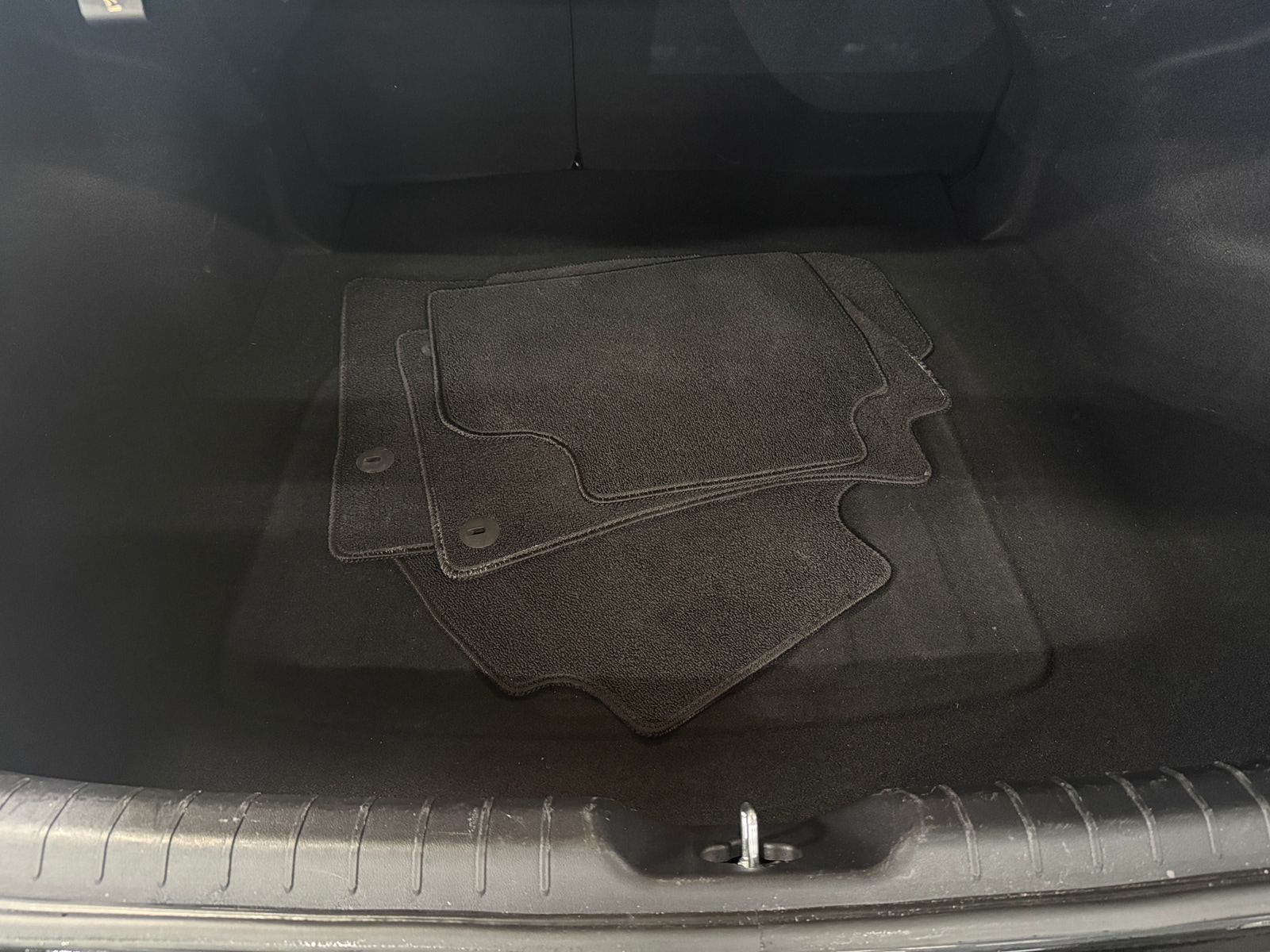 Thumbnail: 2025 Kia K4 - 7