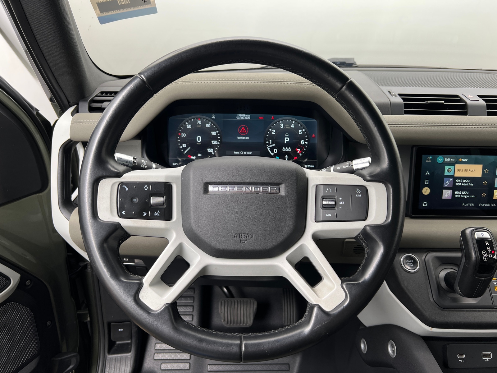 Thumbnail: 2021 Land Rover Defender - 4